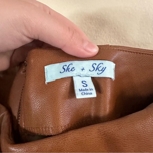She + Sky Leather Skort Size Small - Picture 7 of 9